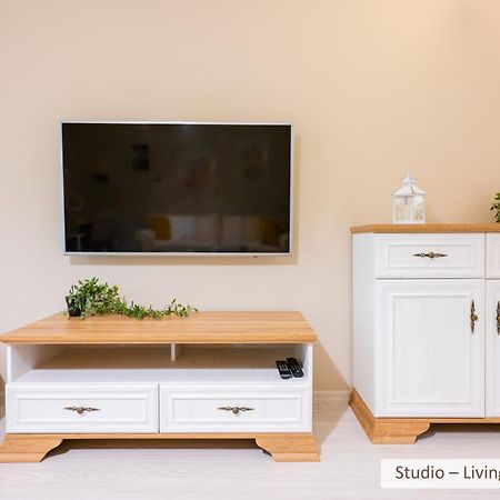 Super Central Stylish Suite & Studio With Shared Terrace By Flat Mаnager Sofia Eksteriør billede